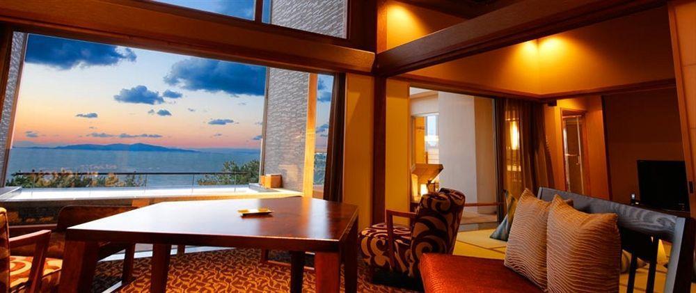 Ryokan Awaji Hamarikyu 5*