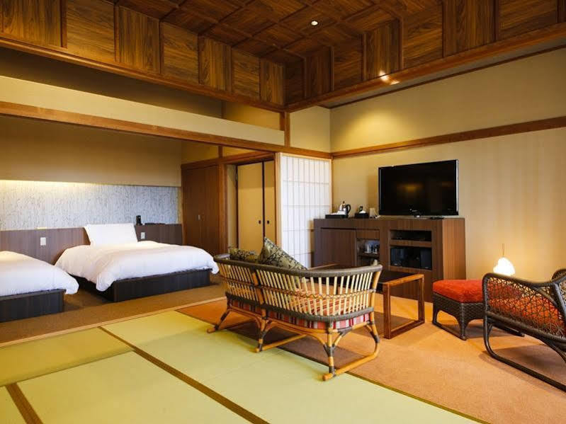 Awaji Hamarikyu Ryokan Minamiawaji